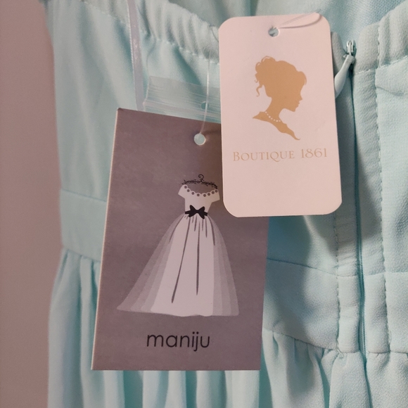 Open back mint evening gown - Picture 4 of 7